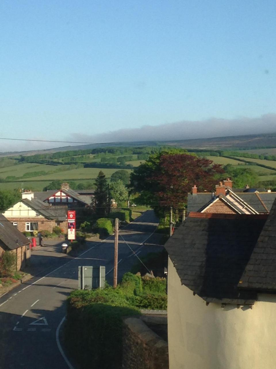Exmoor House Bed & Breakfast Wheddon Cross ภายนอก รูปภาพ