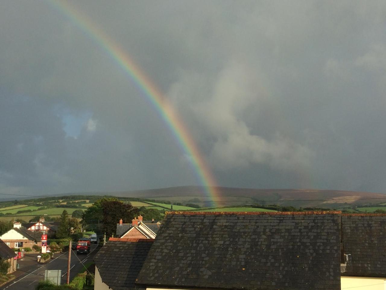 Exmoor House Bed & Breakfast Wheddon Cross ภายนอก รูปภาพ