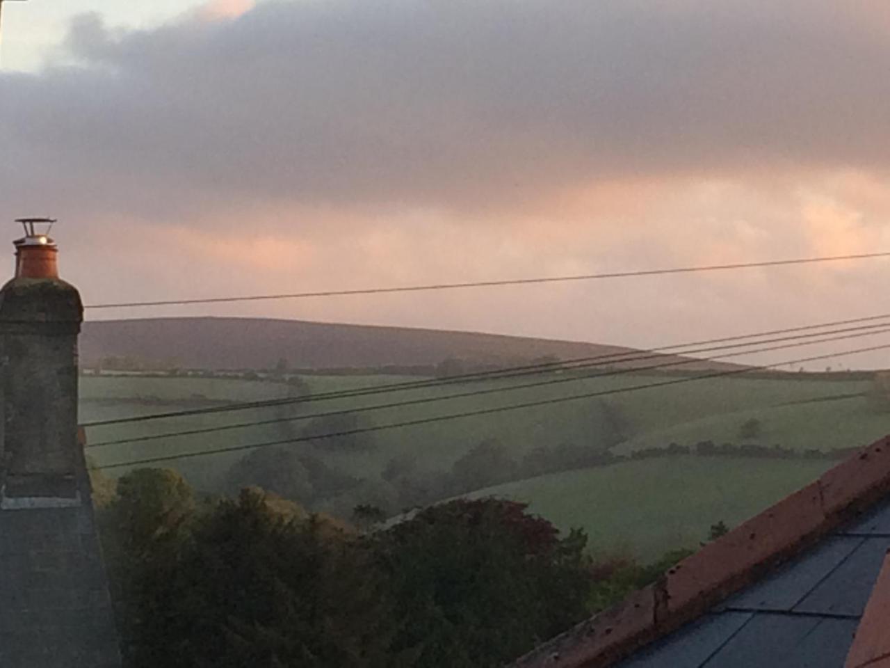 Exmoor House Bed & Breakfast Wheddon Cross ภายนอก รูปภาพ